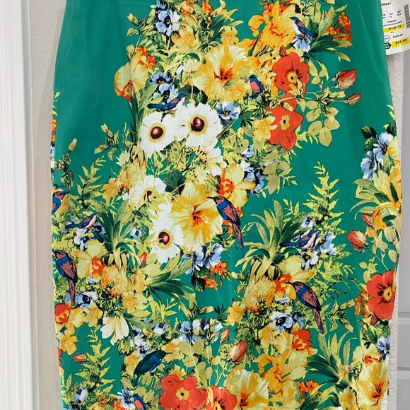 NWT Eric Signature Floral Bird Pencil Skirt size 8 - Picture 4 of 10